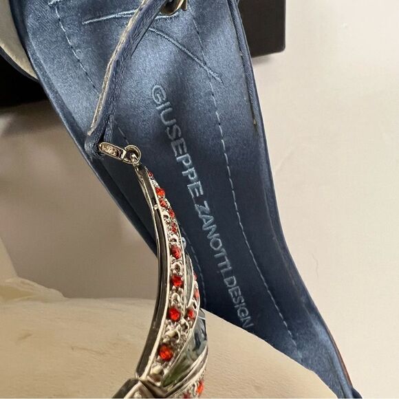 NWT Giuseppe Zanotti blue satin crystal heels. Sz 36 - Picture 9 of 14